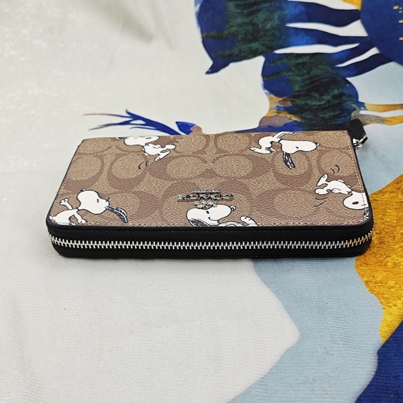 Coach wallet - Picture 6 of 6